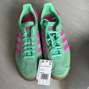 Adidas Gazelle Bold Shoes 7.5 Women’s Mink/Pink
